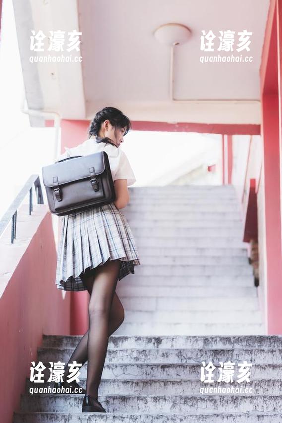 西瓜少女 以西瓜少女为名的泳衣cos:这是一场色彩的狂欢套图