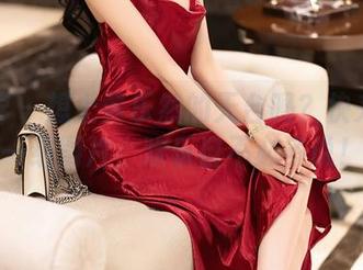 语画界 – 想上黄乐然的天台吗？快来定制一组图片，欢乐自不必多说！