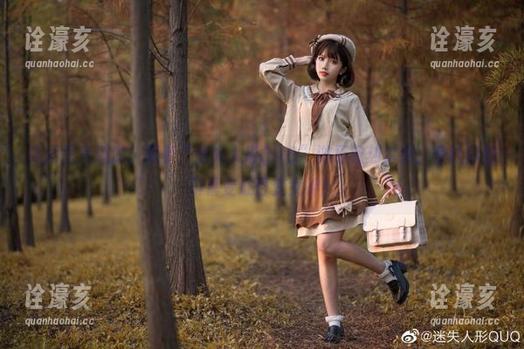 高清图片巡游：跟着“迷失人形QUQ”游历敦刻尔克，快让你的屏幕变成百变女神！