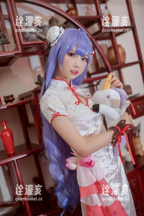面饼仙儿 在面饼仙儿的幼稚园里,写真也是童心未泯!