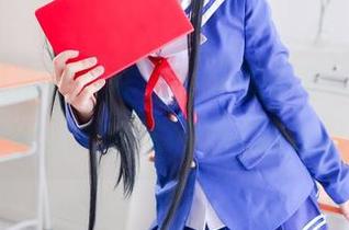 面饼仙儿的写真作品，大胆分享ClaudiusxKyrielightMaid的无限想象